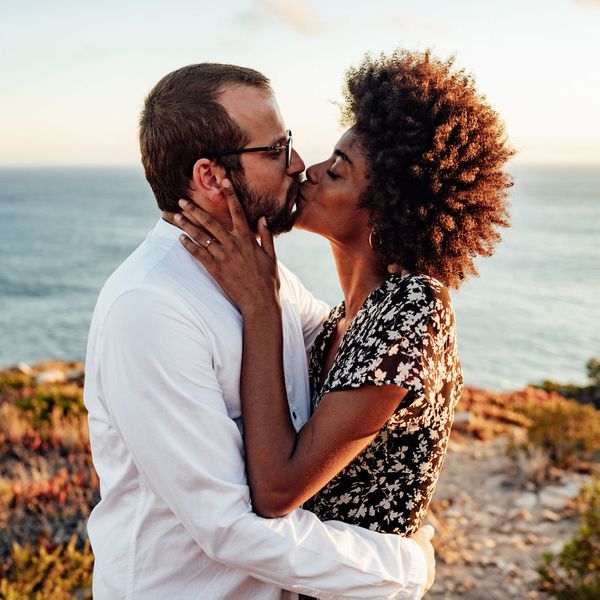 80 Engagement Photo Ideas To Steal From Couples Who Totally Nailed It