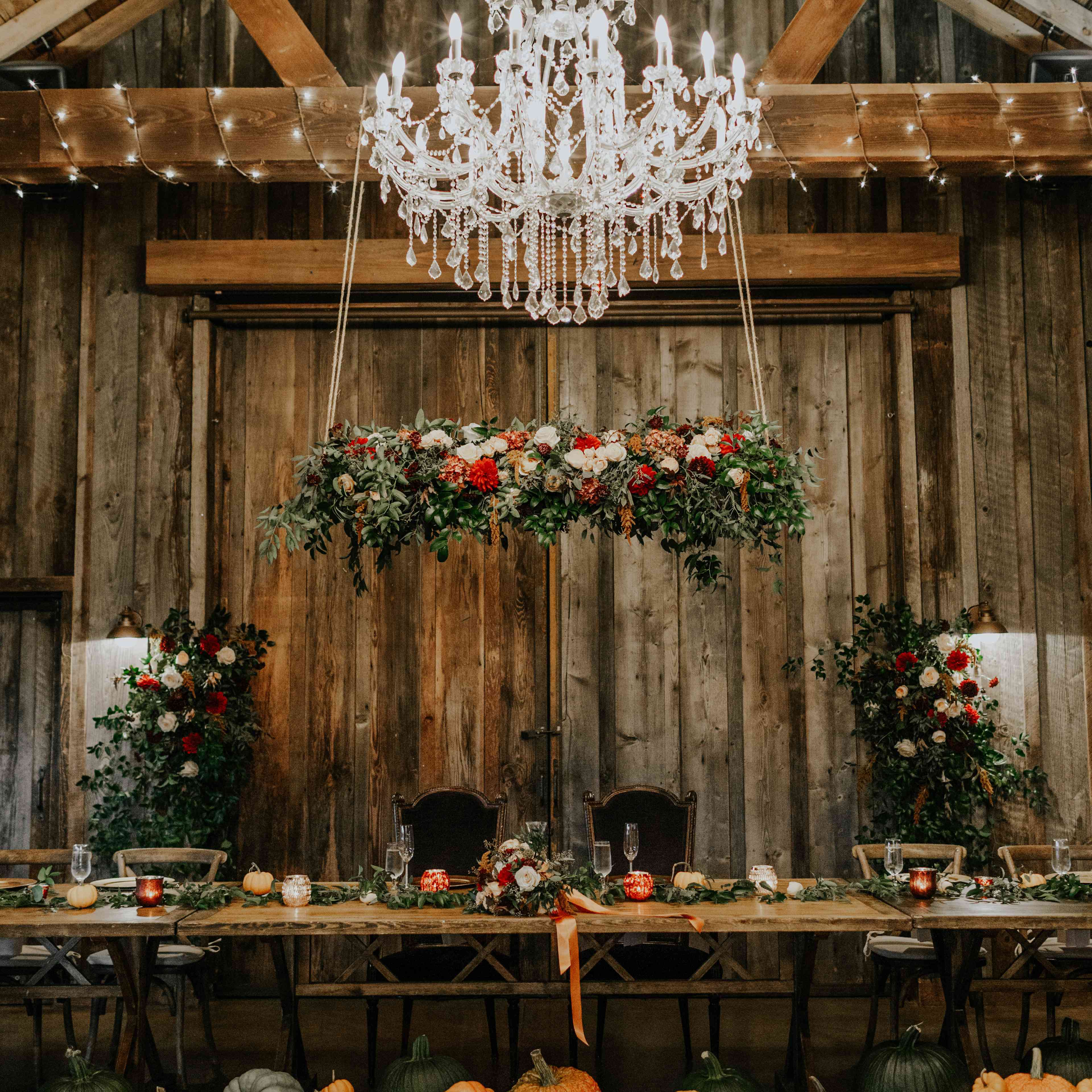 12 Ways To Decorate Your Fall Wedding With Pumpkins